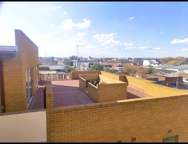 3 BEDROOM FLAT SOLD IN VEREENIGING CENTRAL